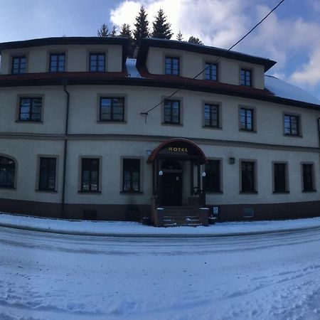Hotel Salajka Horní Lomná Exteriör bild